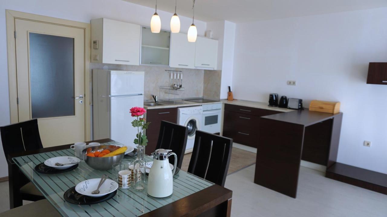 Апартаменти Свети Георги - Saint George Apartments Kavarna Exterior foto