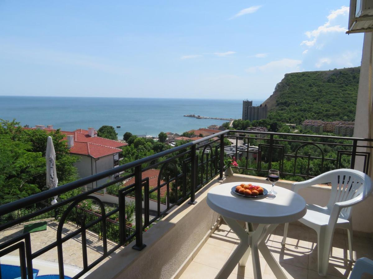 Апартаменти Свети Георги - Saint George Apartments Kavarna Exterior foto