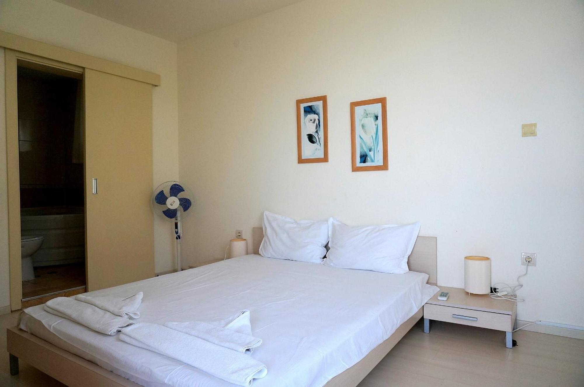 Апартаменти Свети Георги - Saint George Apartments Kavarna Habitación foto